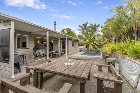 Photo of property in 21 Ratanui Road, Paraparaumu, 5032