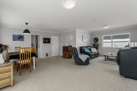 Photo of property in 98a Maxwells Road, Otumoetai, Tauranga, 3110