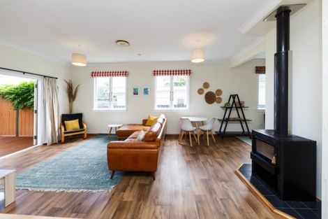 Photo of property in 100 Manawatu Street, Hokowhitu, Palmerston North, 4410