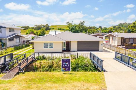 Photo of property in 3 Huxley Street, Pahiatua, 4910