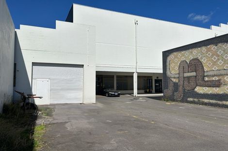 Photo of property in 122 Molesworth Street, Taita, Lower Hutt, 5011