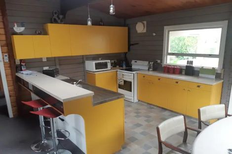 Photo of property in 17 Howe Street, New Brighton, Christchurch, 8083