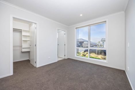 Photo of property in 13 Waruhia Crescent, Rototuna North, 3210