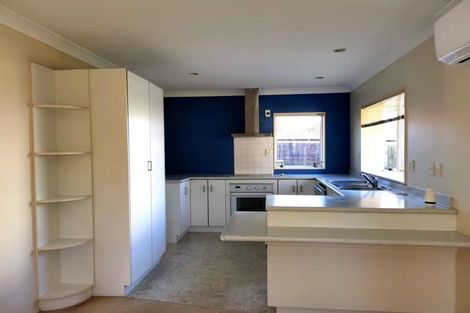 Photo of property in 1/9 Travers Place, Northpark, Auckland, 2013