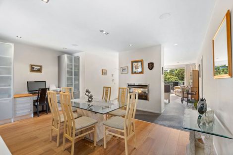 Photo of property in Esplanade Apartments, 9/16 Beach Front Lane, Browns Bay, Auckland, 0630