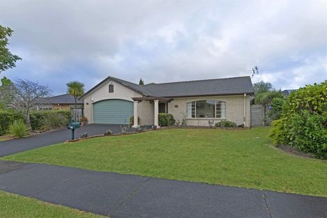 Photo of property in 26 Hillwell Drive, Henderson, Auckland, 0612