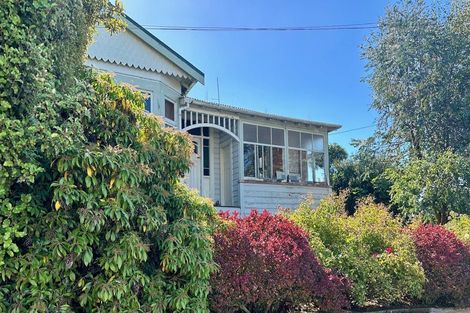 Photo of property in 220 Clyde Street, Balclutha, 9230