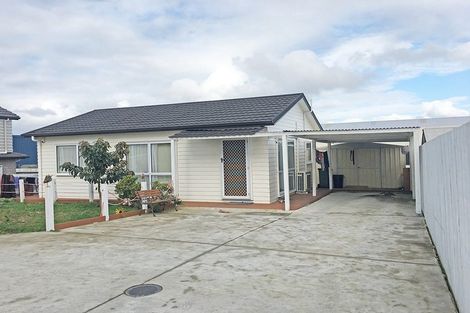 Photo of property in 130 Puhinui Road, Papatoetoe, Auckland, 2104