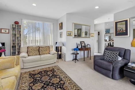 Photo of property in 250 Castlewold Drive, Bethlehem, Tauranga, 3110