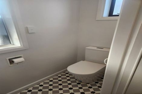 Photo of property in 121 North Avon Road, Richmond, Christchurch, 8013