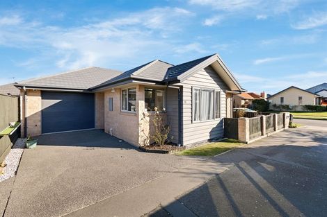 Photo of property in 15 Bayliss Close, Northwood, Christchurch, 8051