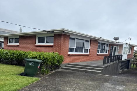 Photo of property in 15 Mclean Street, Strandon, New Plymouth, 4312