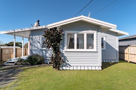 Photo of property in 14 Dunlop Road, Te Puke, 3119