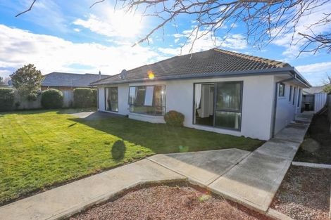 Photo of property in 79 Coolspring Way, Redwood, Christchurch, 8051