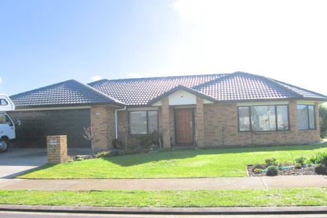 Photo of property in 1 Brittas Place, East Tamaki, Auckland, 2016