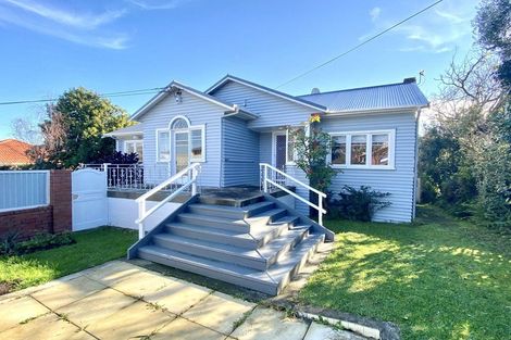 Photo of property in 821 Riddell Road, Saint Heliers, Auckland, 1071