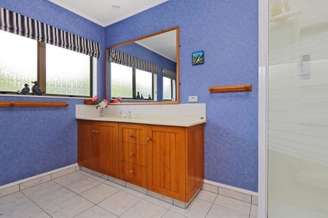 Photo of property in 2 Thurley Place, Bay View, Napier, 4104