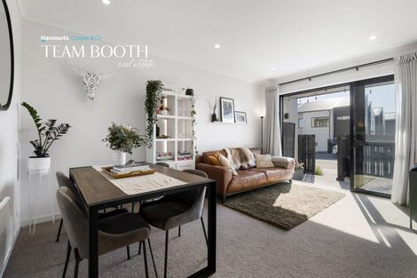 Photo of property in 8/1 Genevieve Lane, Hobsonville, Auckland, 0616