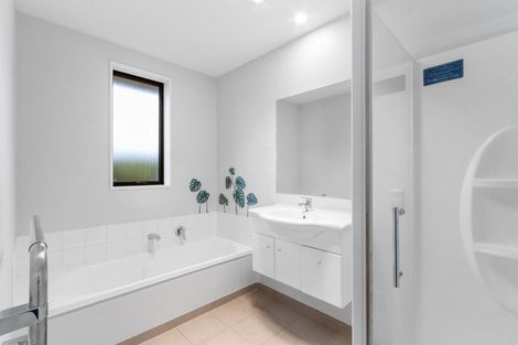 Photo of property in 25 Roberts Road, Hei Hei, Christchurch, 8042