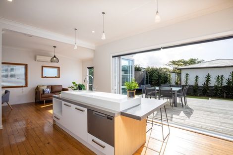 Photo of property in 25 Barriball Street, Fitzroy, New Plymouth, 4312