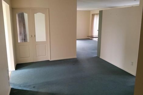 Photo of property in 2 Wisteria Place, Parklands, Christchurch, 8083