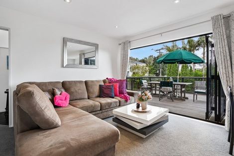 Photo of property in 1/28 Alexander Street, Cockle Bay, Auckland, 2014