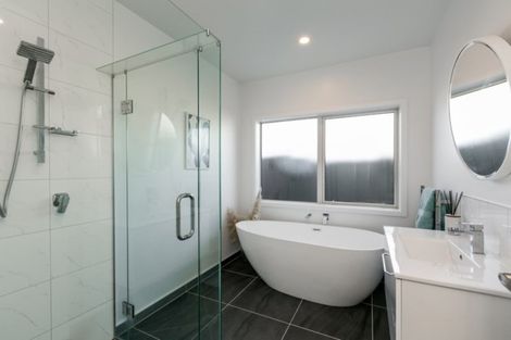 Photo of property in 9 Kaituna Place, Te Awa, Napier, 4110