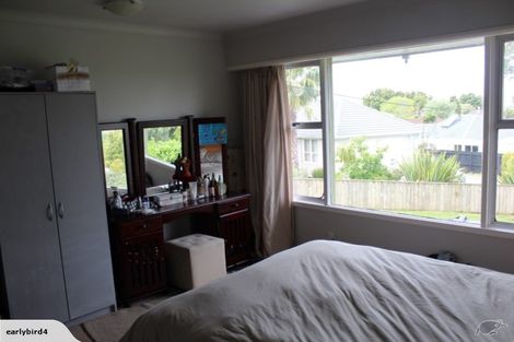 Photo of property in 6 Henslowe Place, Glen Innes, Auckland, 1072