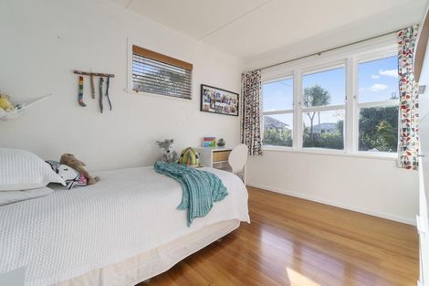 Photo of property in 36 Totara Road, Te Atatu Peninsula, Auckland, 0610