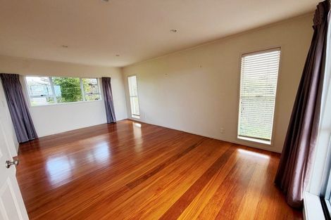 Photo of property in 77 Coronation Road, Hillcrest, Auckland, 0627