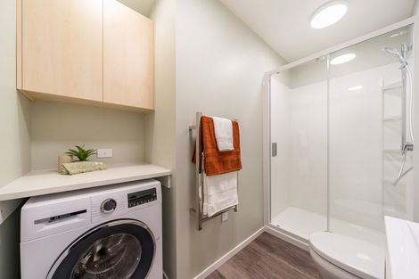 Photo of property in 2/52 Northland Road, Northland, Wellington, 6012