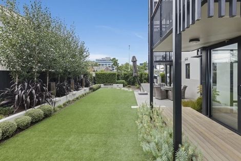 Photo of property in 1/50 Kilmore Street, Christchurch Central, Christchurch, 8013