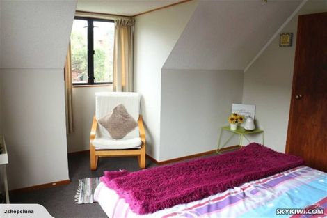 Photo of property in 1/23 Sungrove Rise, Sunnyvale, Auckland, 0612