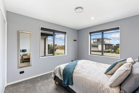 Photo of property in 55 Te Hurunui Drive, Pegasus, 7612
