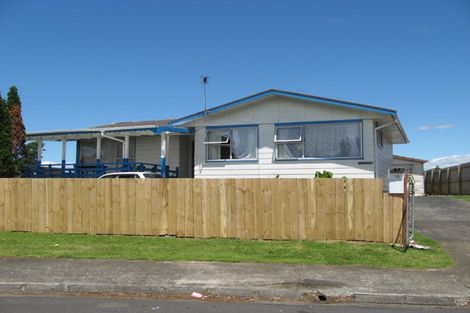 Photo of property in 10 Lawford Place, Mangere, Auckland, 2022
