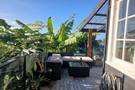 Photo of property in 102 Beach Road, Onerahi, Whangarei, 0110