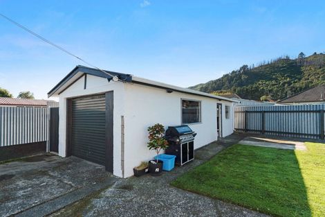Photo of property in 13 Heath Street, Wainuiomata, Lower Hutt, 5014