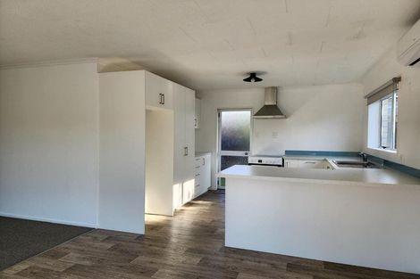 Photo of property in 2/72 Cumberland Street, Welbourn, New Plymouth, 4312