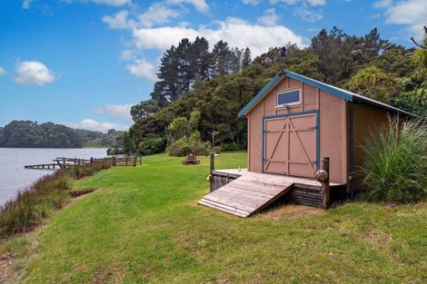 Photo of property in 1 Ohakana Island, Ohakana Island, Whakatane, 3198