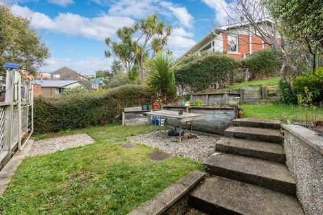 Photo of property in 102 Easther Crescent, Kew, Dunedin, 9012