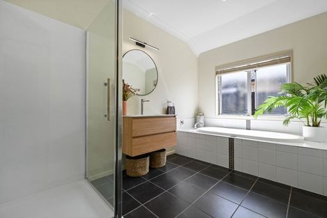 Photo of property in 94 Rototuna Road, Rototuna, Hamilton, 3210