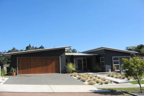 Photo of property in 27 The Fairway, Whakatane, 3120