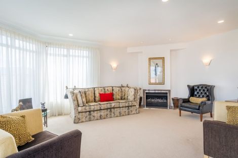 Photo of property in 158 Mokoia Road, Chatswood, Auckland, 0626