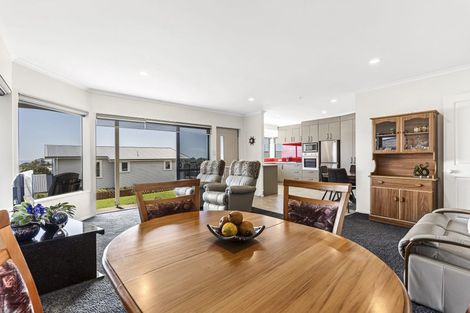 Photo of property in 45d Paynters Avenue, Strandon, New Plymouth, 4312