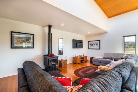 Photo of property in 58 Jack Boyd Drive, Mangawhai Heads, Kaiwaka, 0573