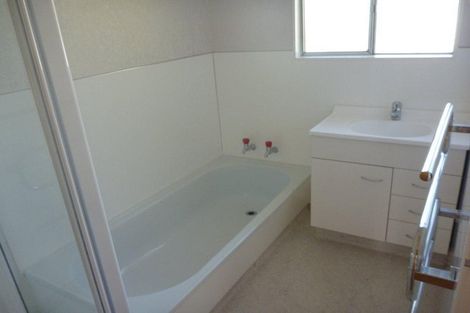 Photo of property in 68 Gloaming Hill, Titahi Bay, Porirua, 5022