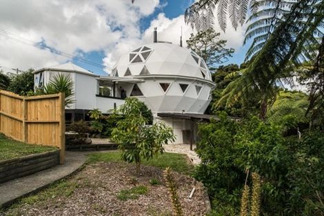 Photo of property in 49 Chatham Avenue, Paremoremo, Auckland, 0632