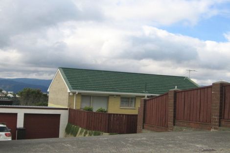 Photo of property in 94 Kaikoura Street, Maupuia, Wellington, 6022