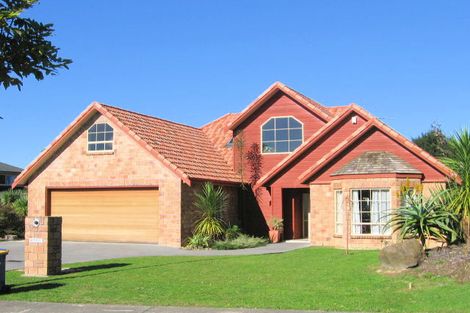 Photo of property in 48 South Kensington Way, Henderson, Auckland, 0612