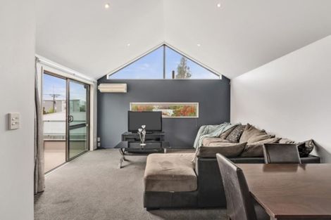 Photo of property in 2/450 Barbadoes Street, Edgeware, Christchurch, 8013